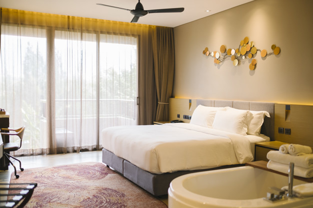 habitacion-lujo-hotel_1150-10836.jpg